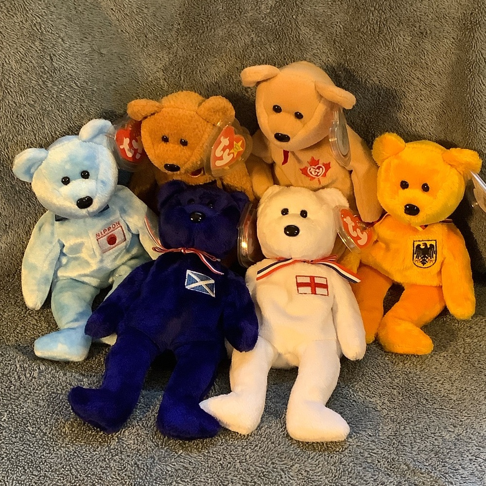 Ty Beanie Babies International Bears Bunch
